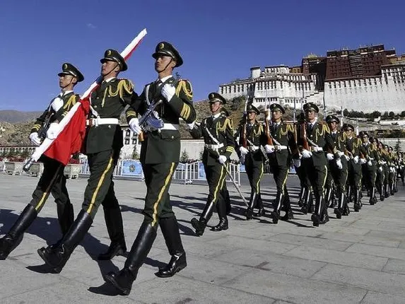 ଦିଲ୍ଲୀରୁ ୧୩୫୦ କିମି ଦୂରରେ ଚୀନ୍‌ ବଙ୍କର