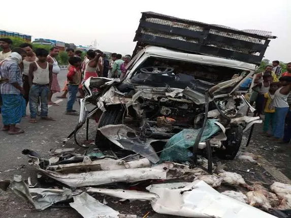 ଲକ୍ଷ୍ମୀପୁର-ନାନପାରା ରାଜପଥରେ ମର୍ମନ୍ତୁଦ ସଡକ ଦୁର୍ଘଟଣା, ୪ମୃତ, ୧୧ ଗୁରୁତର