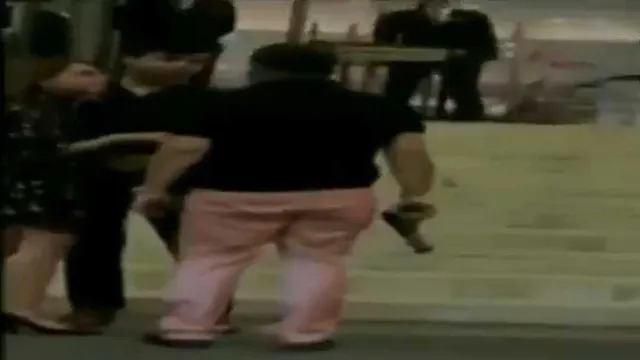 ପୂର୍ବତନ ସାଂସଦଙ୍କ ପୁଅ ବନ୍ଧୁକ ଦେଖାଇ କରୁଥିଲେ ହଙ୍ଗାମା: ଭିଡିିଓ ହେଲା ଭାଇରାଲ୍‌