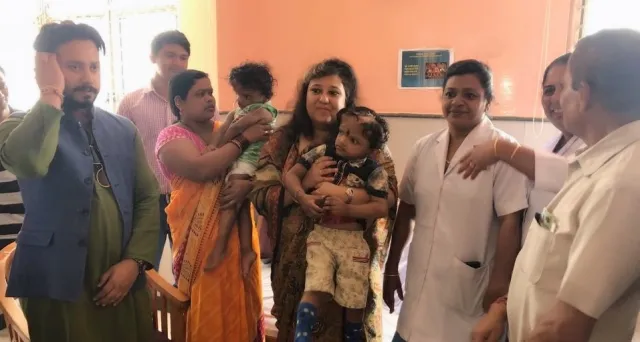 ଏମସରେ ଜଗା-ବଳିଆଙ୍କୁ ଭେଟିଲେ କନ୍ଧମାଳ ସା˚ସଦ