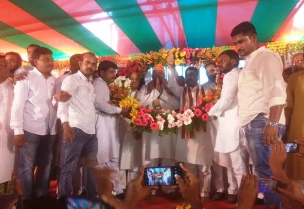 ଭଦ୍ରକ: ବିଜେପିରେ ଯୋଗ ଦେଲେ ବାସୁଦେବପୁର ନିର୍ବାଚନ ମଣ୍ଡଳୀର କଂଗ୍ରେସ ନେତା ମାଧବାନନ୍ଦ ମଲିକ