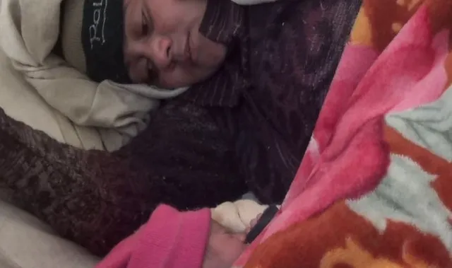 ଦଶ ବର୍ଷ ପରେ ବାପା ହେବକୁ ଯାଉଥିବା ଯବାନ ଝିଅ ଜନ୍ମର ୧ ଦିନ ପୂର୍ବରୁ ହେଲେ ସହିଦ; ଝିଅ ବଡ଼ ହେଲେ ସେନାରେ ଯୋଗ ଦେବ ବୋଲି କହିଲେ ପତ୍ନୀ