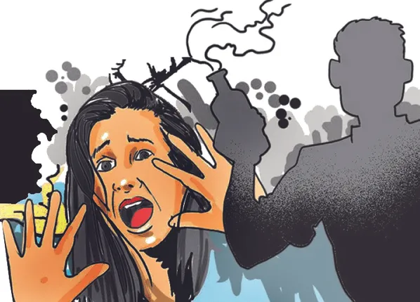 ଏସିଡ୍‌ ମାଡ଼ ଛଡ଼ାଇ ନେଇଛି ପରିବାରର ସୁଖ