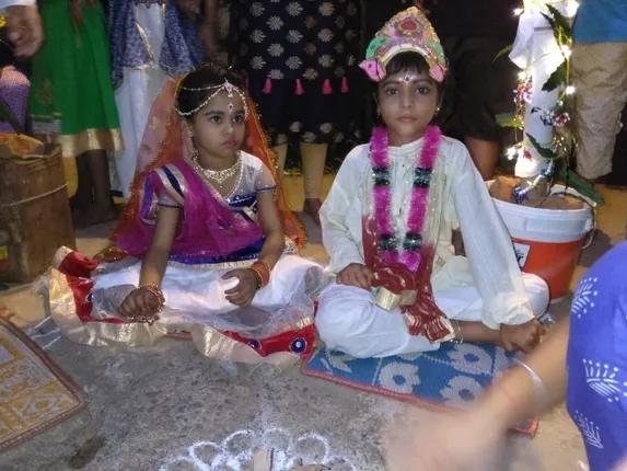 କୁମାରୀ ବିବାହ, ମହୁରାରେ ଯୋଡ଼ି ମହୁରି, ବାଜାବାଣରେ ବରମୁଣ୍ତା