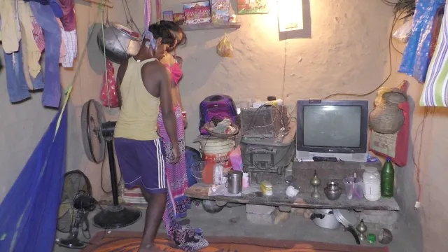 ଗୋଟିଏ ଫାଶୀରେ ଝୁଲିଲେ ନବ ଦମ୍ପତି