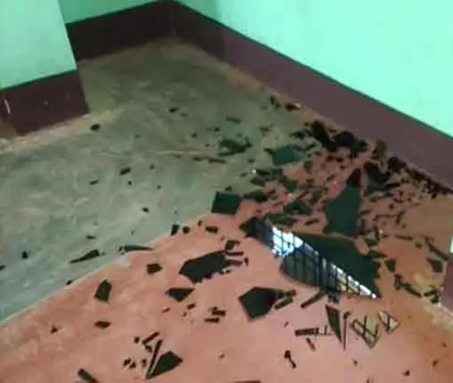 ଛାତ୍ର ସଂସଦ ନିର୍ବାଚନକୁ କେନ୍ଦ୍ର କରି ନୀଳଗିରି କଲେଜରେ ବୋମାମାଡ, ସାଇନ୍‌ ଏ ଡାଏ ଘୋଷଣା