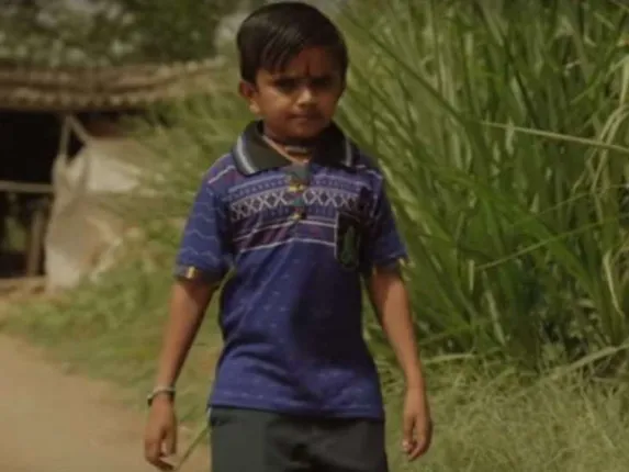 ଉଚ୍ଚତା ୩ ଫୁଟ୍‌ ହୋଇଥିବାରୁ ତୁମେ ଡ଼ାକ୍ତର ହେବାକୁ ଯୋଗ୍ୟ ନୁହଁ ବୋଲି କହି ବାହାର କରି ଦେଇଥିଲା କମିଟି, ଏଭଳି ଭାବରେ ନିଜ ସ୍ୱପ୍ନ ପୂରା କଲେ ଗଣେଶ