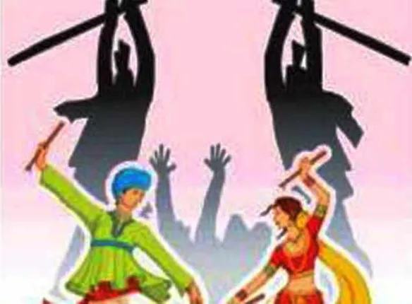 ପୁରୁଣା ପତ୍ନୀଙ୍କୁ ଅନାଇ ତାଙ୍କ ନୂଆ ସ୍ୱାମୀଙ୍କ ଠାରୁ ମାଡ଼ ଖାଇଥିବା ବ୍ୟକ୍ତି