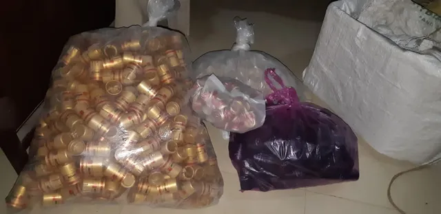 ଝାରସୁଗୁଡ଼ା: ବିଦେଶୀ ମଦ ଦୋକାନରୁ ବିପୁଳ ପରିମାଣରେ ନକଲି ମଦ ଜବତ, ମ୍ୟାନେଜର ଗିରଫ