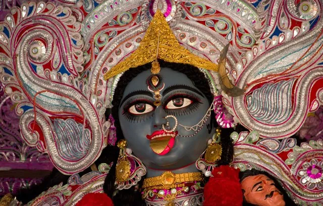 ଦୀପାବଳିରେ କାହିଁକି ହୁଏ କାଳୀପୂଜା ? ଜାଣନ୍ତୁ ଏହାର ରହସ୍ୟ