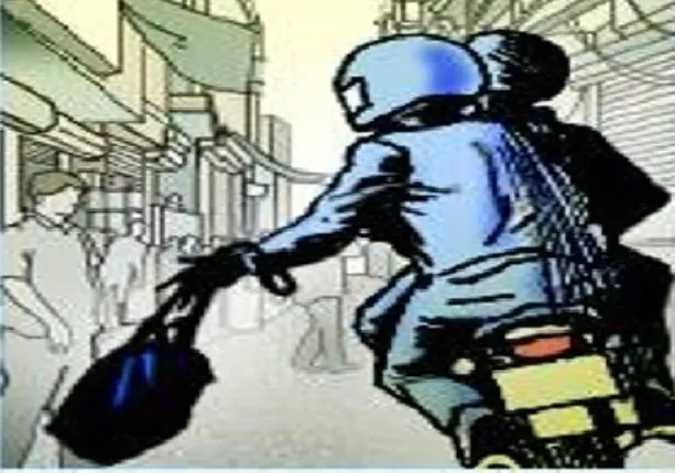 ନବରଙ୍ଗପୁର: ପୂର୍ବତନ ବିଧାୟକ ସଦନ ନାୟଙ୍କ ଠାରୁ ୨.୫୫ ଲକ୍ଷ ଟଙ୍କା ଲୁଟ ଅଭିଯୋଗ