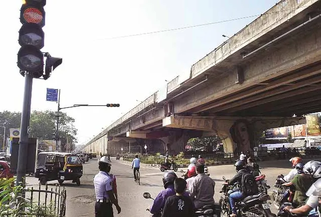 ସ୍ବୟଂଚାଳିତ ଟ୍ରାଫିକ୍ ବ୍ୟବସ୍ଥା କାହା ପାଇଁ, ୧୫କୋଟି ପାଣିରେ ପଡ଼ିଲା