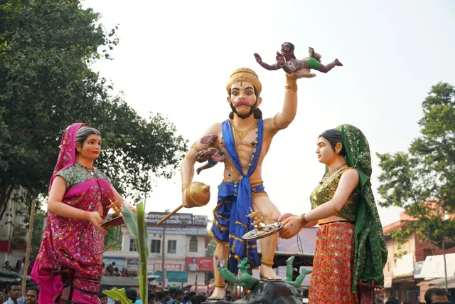 ଭସାଣୀ ଶୋଭାଯାତ୍ରାରେ ମହାବୀର