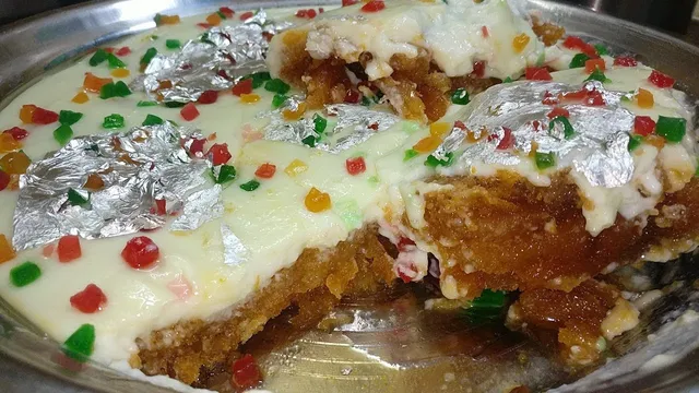 ଏହି ଦୀପାବଳୀରେ ନିଜ ଘରେ କରନ୍ତୁ ଦିଲ୍ଲୀର ପ୍ରସିଦ୍ଧ ମିଠେଇ ସାହି ଟୁକଡା