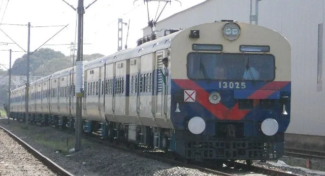 ୮ରୁ ପାରାଦୀପକୁୁ ‌ମେମୁ ଟ୍ରେନ୍‌