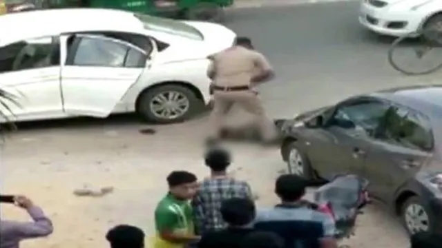 ଧାର୍ମିକ ଯୁକ୍ତିତର୍କକୁ ନେଇ ଜଜଙ୍କ ସ୍ତ୍ରୀ ଓ ପୁଅଙ୍କ ଉପରକୁ ହୋଇଥିଲା ଗୁଳିମାଡ଼!