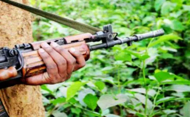 ପୁଲିସ-ମାଓବାଦୀ ଗୁଳି ବିନିମୟ : ମାଓ ଶିବିର ଧ୍ବଂସ, ଖସିଗଲେ ମାଓନେତା