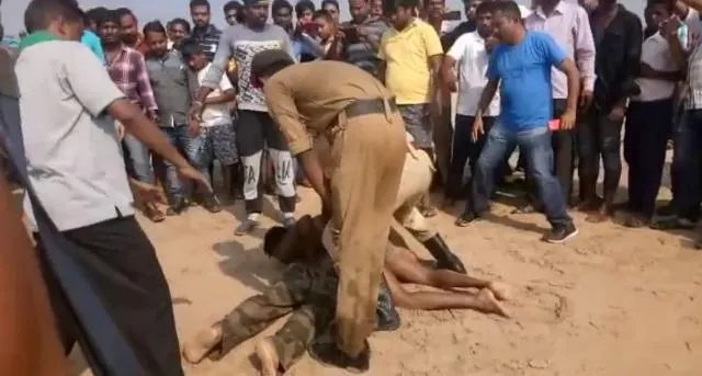 ପାରାଦ୍ୱୀପ: ବେଳାଭୂମି ସଫେଇ ବେଳେ ସମୁଦ୍ରରେ ବୁଡ଼ିଗଲେ ୩ ଛାତ୍ର: ୨ ଉଦ୍ଧାର; ଜଣେ ନିଖୋଜ