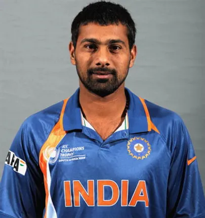 ଅବସର ନେଲେ ପ୍ରବୀଣ