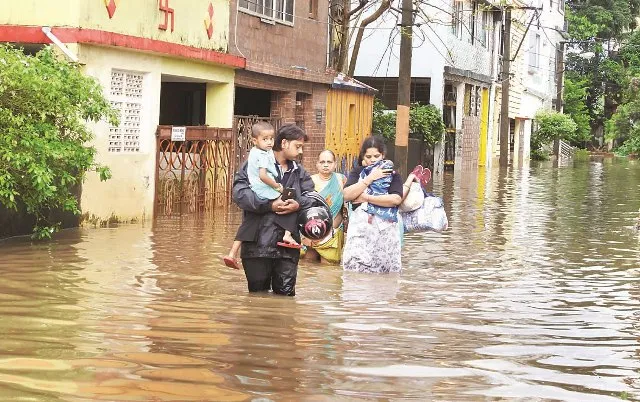 ତିତଲି ପ୍ରଭାବ : ବର୍ଷାରେ ଅଧା ରାଜଧାନୀ ଉବୁଟୁବୁ