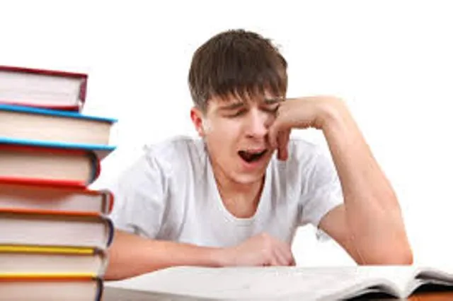 ଏସବୁ ଅନୁଭବ କରୁଛନ୍ତି ତ , ଜାଣନ୍ତୁ ଏହା ହୋଇପାରେ କ୍ଳାନ୍ତିର ଲକ୍ଷଣ