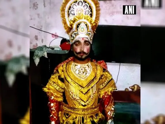 ରାବଣ ସାଜି ଲୋକଙ୍କ ମନୋରଞ୍ଜନ କରୁଥିବା ଦଲଜିତଙ୍କର ଇଏ ଥିଲା ଜୀବନର ଶେଷ ଅଭିନୟ ! ପଛପଟୁ ଆସି ଚଢ଼ିଗଲା ଟ୍ରେନ୍