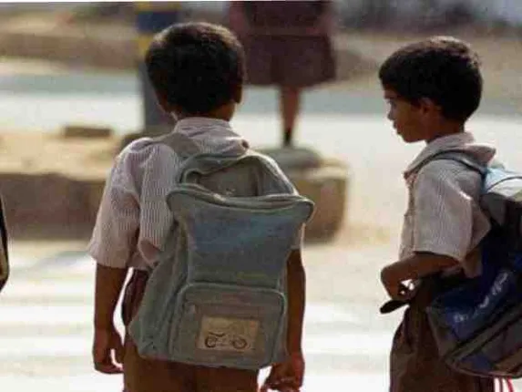 ପାଠପଢ଼ା ଭୟରେ ଛାତ୍ର ଅଳିଆରେ ସ୍କୁଲ ବ୍ୟାଗ ଫିଙ୍ଗି ରଚିଲା ଅପହରଣର କାହାଣୀ