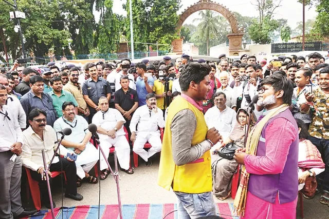 ପ୍ରଧାନମନ୍ତ୍ରୀ ଦେଶବାସୀଙ୍କୁ କ୍ଷମା ମାଗନ୍ତୁ: କଂଗ୍ରେସ