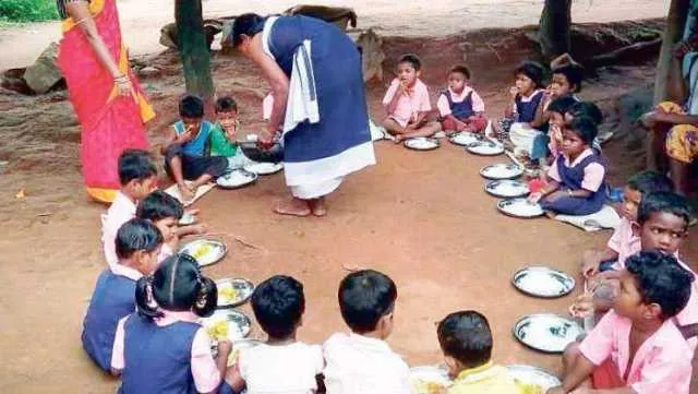 ଅଙ୍ଗନବାଡି କେନ୍ଦ୍ରକୁ ଉନ୍ନୀତ ହେଲେ ୨୮୩୬ ମିନି ଅଙ୍ଗନବାଡି କେନ୍ଦ୍ର