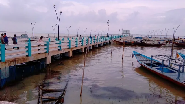 ବିଷ ବଳୟରେ ନୀଳାମ୍ବୁ ଚିଲିକା