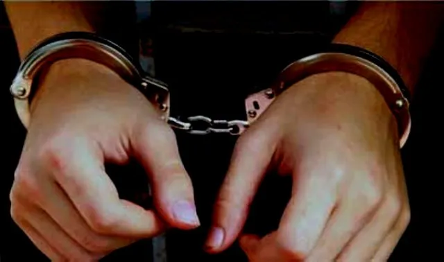 ୩ ଲକ୍ଷର ଲୁଟ୍ ଅଳଙ୍କାର ସହ ନଗଦ ଲକ୍ଷାଧିକ ଟଙ୍କା ଜବତ : ୪ ମହିଳା ସମେତ ୫ ଗିରଫ