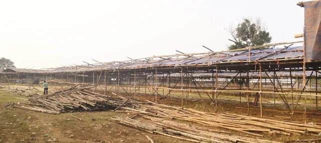 ବାଲିଯାତ୍ରା ଫି’ ବିବାଦ : ପୁରୁଣା ଗଣିବେ ୩୩ଟଙ୍କା, ନୂଆ ପାଇଁ ଛିଡ଼ୁନି ଦର