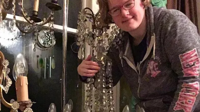 ୩୪ ବର୍ଷୀୟା ମହିଳା ଜର୍ମାନର ଏହି ୯୧ ବର୍ଷିଅଙ୍କ ସହ ସଂପର୍କରେ ଛନ୍ଦି ହେଲେ!