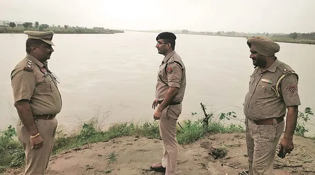 ଫିରୋଜପୁରଠାରେ ଜୈଶ୍‌-ଇ-ମହମ୍ମଦ୍‌ର ଆତଙ୍କବାଦୀ ପଶି ଆସିଥିବା ସନ୍ଦେହ; ପଞ୍ଜାବରେ ହାଇ ଆର୍ଲଟ ଜାରି