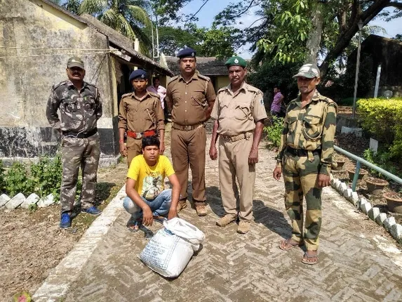 ୧୨ କେଜି ହରିଣ ମା˚ସ ଜବତ; ଶିକାରୀ ଗିରଫ