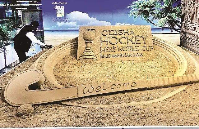 ହକି ବିଶ୍ବକପ ପୂର୍ବରୁ: ବିମାନବନ୍ଦରରେ ସୁଦର୍ଶନ ପଟ୍ଟନାୟକଙ୍କ ବାଲୁକା କୃତି