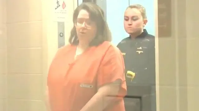 ପ୍ରେମିକକୁ ମାରିବା ପାଇଁ ନିଜ ପେଟର ବ୍ୟବହାର କଲା ପ୍ରେମିକା, ଜାଣନ୍ତୁ ପୂରା ମାମଲା