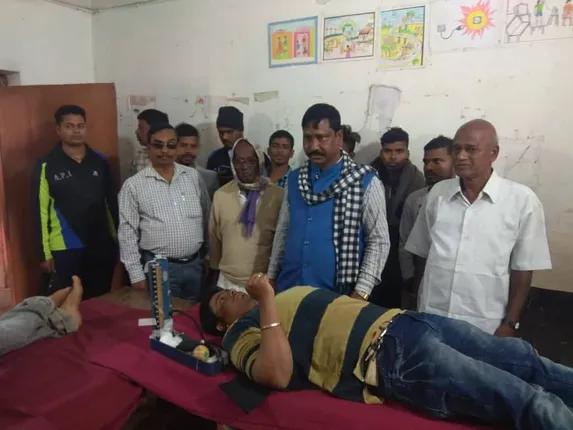 ଆଳଦିଆ କ୍ରିକେଟ୍‌ ଟିମ୍‌ର ରକ୍ତଦାନ ଶିବିରରେ ରକ୍ତ ଦାନ କଲେ ୧୧୦ ଯୁବକ ଓ ଖେଳାଳି