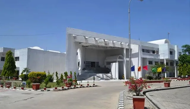 ବିବିଏୟୁରେ ଆଡ୍‌ମିସନ୍‌ ବିଳମ୍ବ ଯୋଗୁଁ ‘ମର୍ସି କିଲିଙ୍ଗ୍‌’ ଚାହୁଁଛନ୍ତି ପିଏଚ୍‌ଡି ଆଶାୟୀ