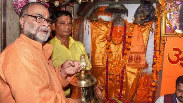 ହନୁମାନଙ୍କୁ ନେଇ ପୁଣି ବିବାଦ; ବିଜେପି ନେତା ବୁକ୍କାଲ ନବାବ୍‌ ଦାବୀ କଲେ ହନୁମାନ ହେଉଛନ୍ତି ‘ମୁସ୍‌ଲିମ୍‌’!