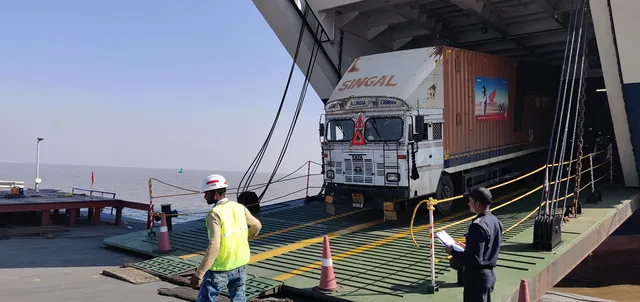 ଏବେ ଜଳପଥରେ ନିଜର ବାଇକ ପରିବହନ କରୁଛି ହୋଣ୍ଡା