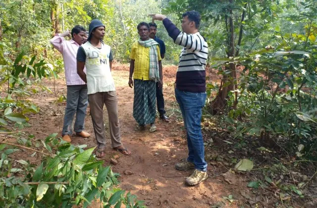 କନ୍ଧମାଳ: ହାତୀ ମୃତ୍ୟୁ ଘଟଣା ନେଇ ତେଜିଲା ବିବାଦ, ୩ ଦିନ ପରେ ଘଟଣା ସ୍ଥଳକୁ ଗଲେ ଡିଏଫଓ