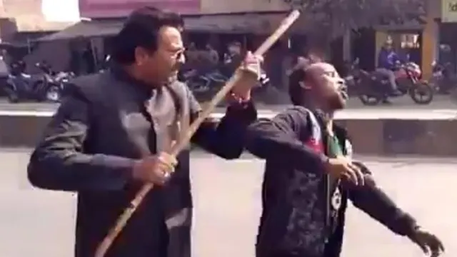 ଭିନ୍ନକ୍ଷମ ଯୁବକଙ୍କୁ ମାଡ଼ ମାରି ହରଡ଼ଘଣାରେ ବିଜେପି ନେତା; ଭିଡିଓ ହେଲା ଭାଇରାଲ