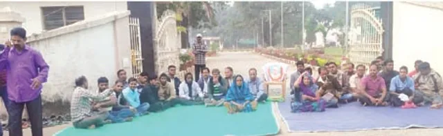 ଏଏସ୍‌ଆଇ ଅସ୍ଥାୟୀ କର୍ମଚାରୀଙ୍କ ବିକ୍ଷୋଭ