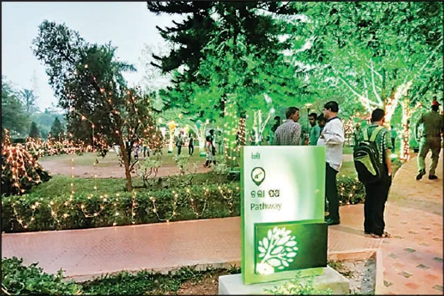 ୭ ପାର୍କରେ ଲାଗିଲା ନୂଆ ସାଇନେଜ୍