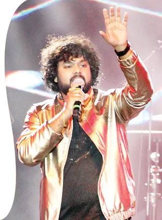 ହିପ୍‌-ହପ୍‌ ଫେଷ୍ଟ୍‌, ଆଜି ଫରହାନ୍‌ ଅଖ୍‌ତର ଲାଇଭ୍‌