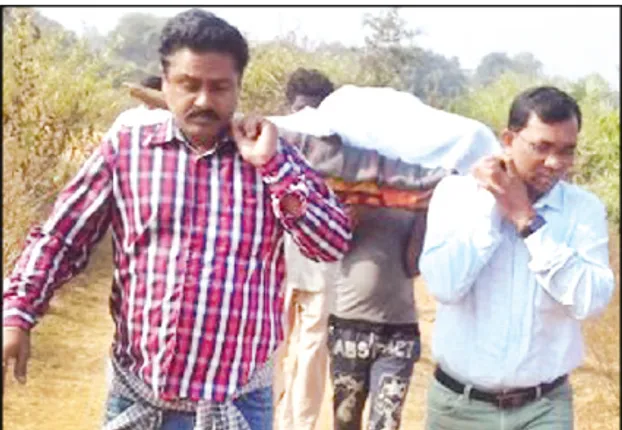 ସରକାରୀ ବାବୁଙ୍କ ମାନବିକତା, ଶବକୁ କାନ୍ଧ ଦେଲେ ବିଡିଓ, ସତ୍କାର କଲେ