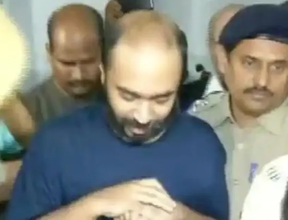 ମୁକୁଳିଲେ ଅଭିଜିତ