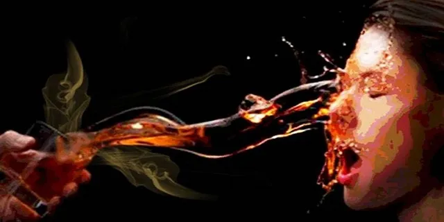 ଦରମା ମାଗିବାରୁ ଏସିଡ୍‌ ମାଡର ଶିକାର ହେଲେ ଶ୍ରମିକ, ମାଲିକ କାଟିଲେ ଆଙ୍ଗୁଳି