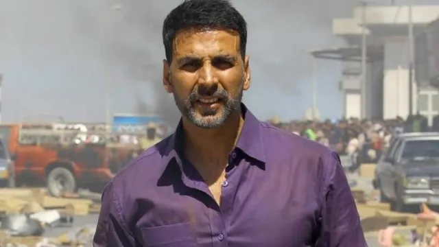 ଟଏଲେଟ୍‌ ବୟଙ୍କ ଟଏଲେଟ୍‌ ସମସ୍ୟା! ଶୌଚାଳୟ ଯିବାକୁ ଧାଡ଼ିରେ ଛିଡ଼ା ହେଉଛନ୍ତି ଅକ୍ଷୟ କୁମାର